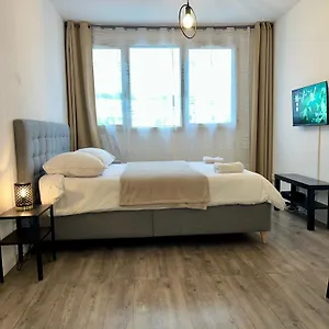 Gare Gem Place Parking Gratuit Apartamento
